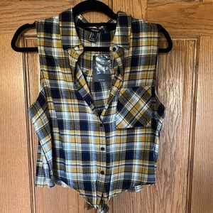 NWT forever 21 crop plaid top